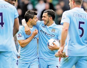 场上发光发 场上发光发